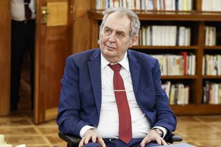 Exprezident Zeman se omluvil Šarapatkovi - Novinky